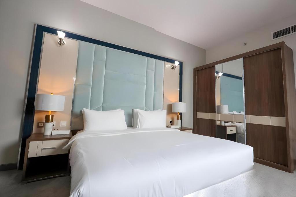 Alazmi Hotel Dubai Bagian luar foto