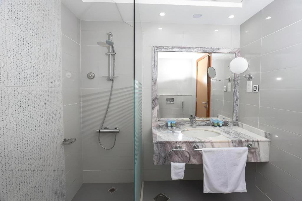 Alazmi Hotel Dubai Bagian luar foto