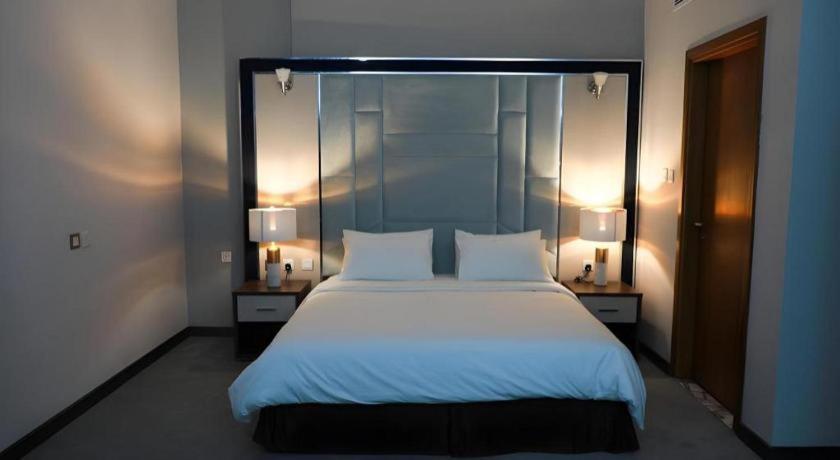 Alazmi Hotel Dubai Bagian luar foto